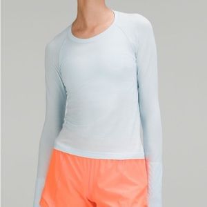 LIKE NEW Lululemon Swiftly long sleeve race length shirt in Powder Blue - size 4